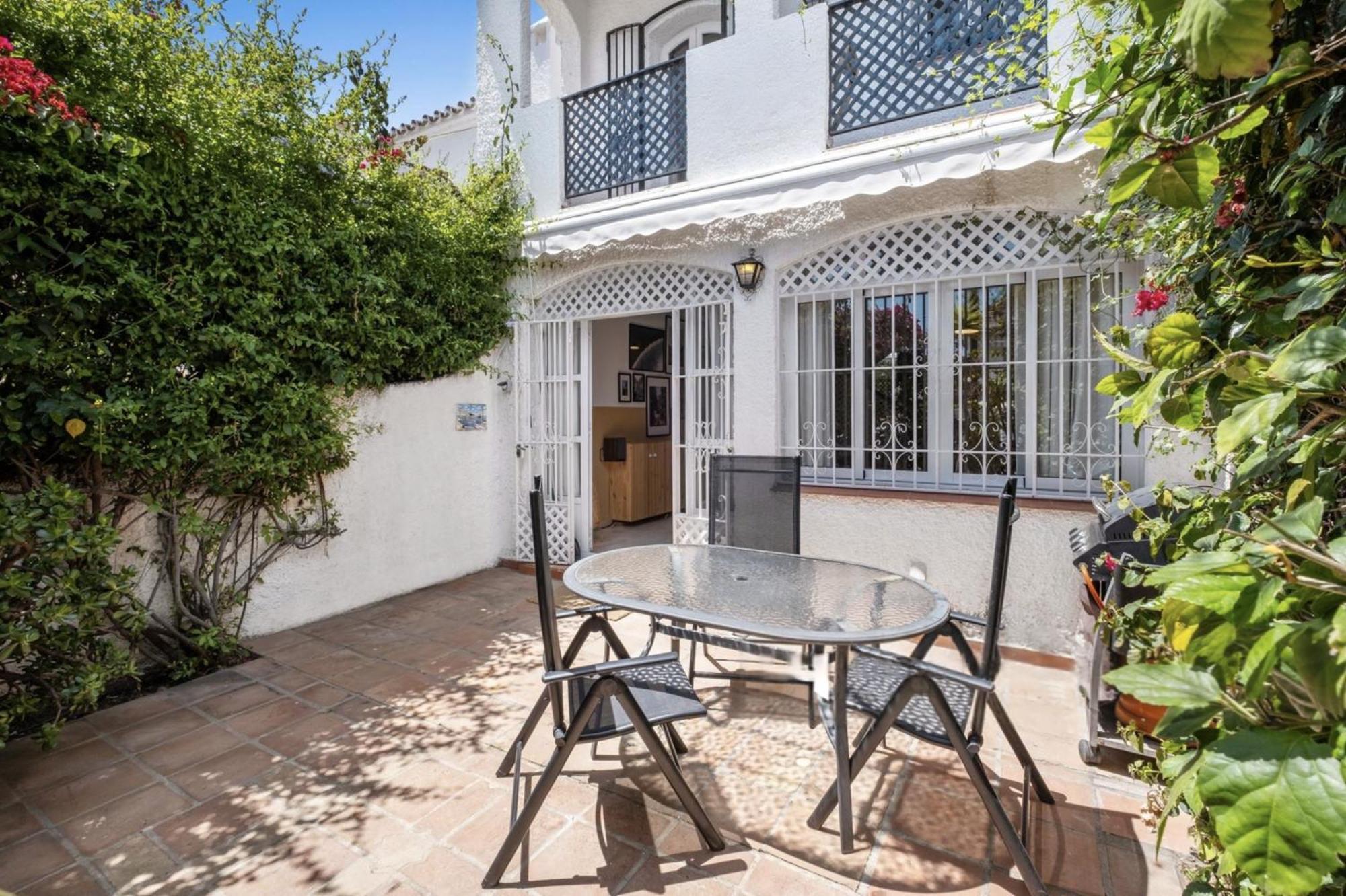 Casa Lena Town House With Pool Villa Nerja Exteriör bild